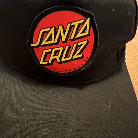 Santa Cruz Skateboards Black and Red Cap Hat Snap Back CLEAN 100% Cotton - Picture 9 of 9